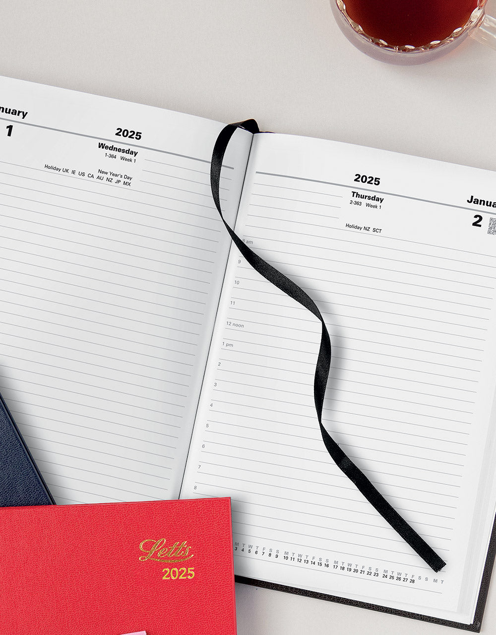 Standard A5 Planner 2025 - English | Day to a page | Letts
