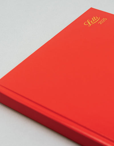 Standard Quarto Day to a Page Planner 2025 - English 25-C10YBY#color_red