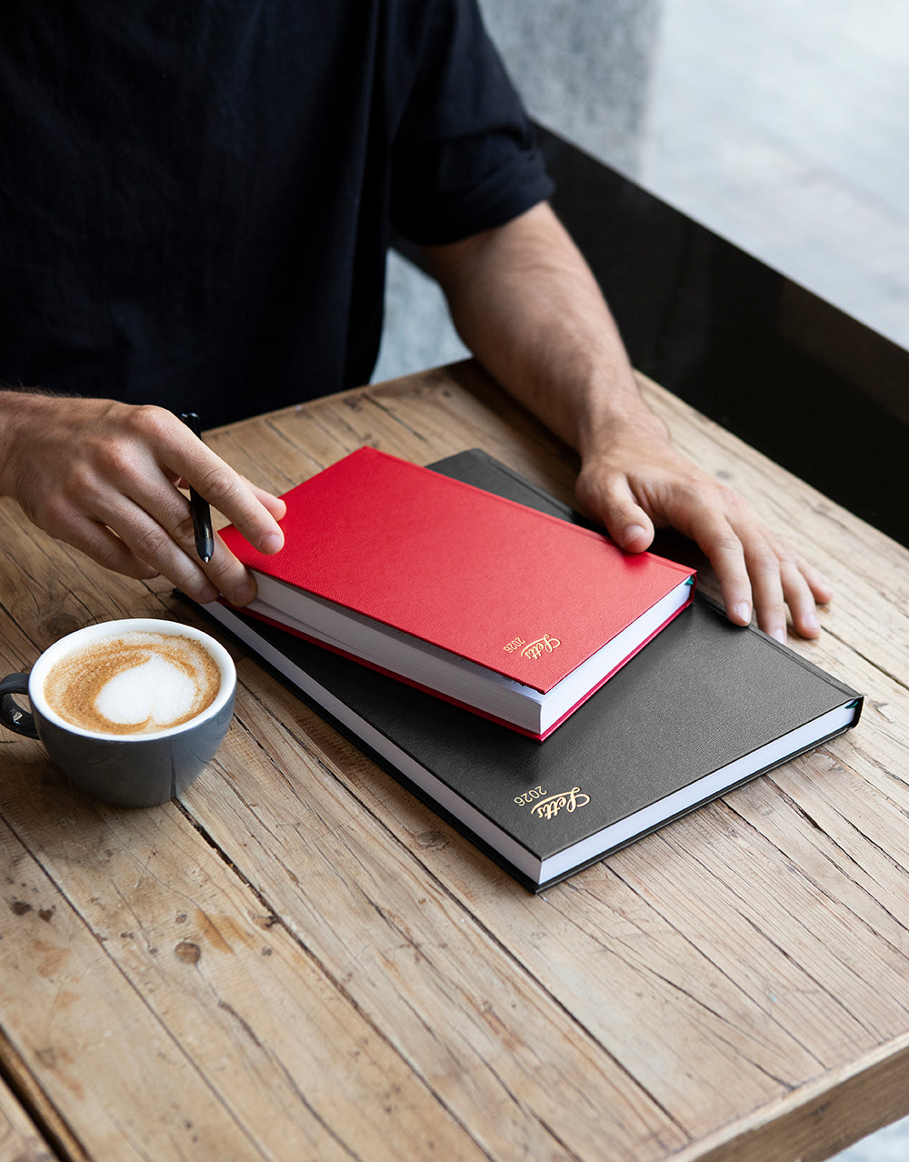 Letts of London Standard Quarto Day to a Page Planner 2026 - English Red 26-C10YBY #color_red